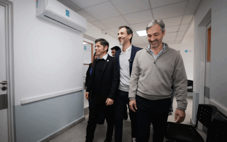 Pese a la gestión, Petrecca se enojó y dejó hablando solo a Kicillof por criticar a Macri y Vidal