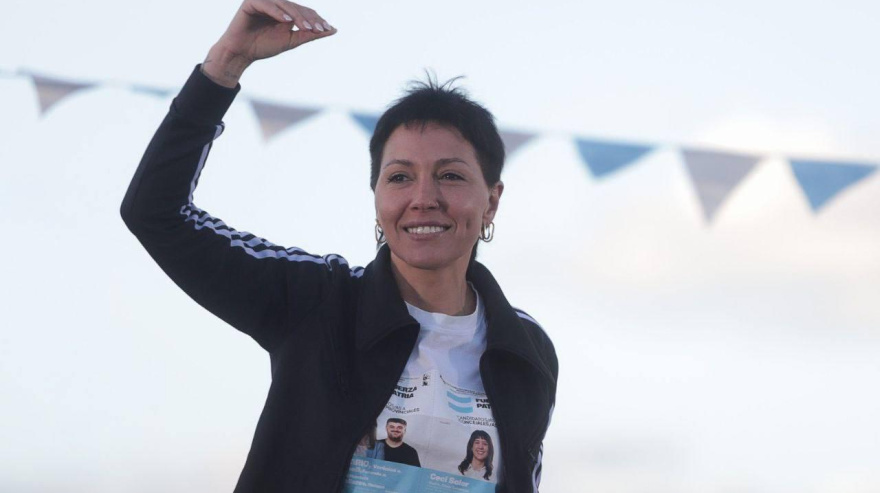 En Quilmes arrasó Mayra Mendoza: «kirchnerismo más que nunca»