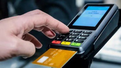 El riesgo de la deuda navideña: La suba del 27% en la canasta expone la trampa del financiamiento