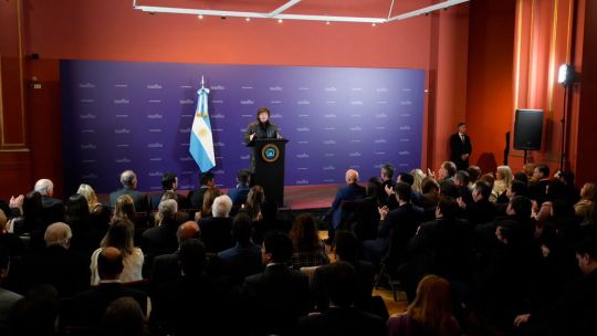 El ajuste de Milei afina su blindaje legislativo: el Presupuesto 2027 se cocina a puertas cerradas